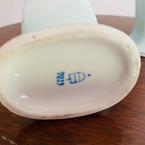 Mid Century Arnart Creation vases, Light Blue Vase Set, Mid Century Vases - Picture 5 of 5